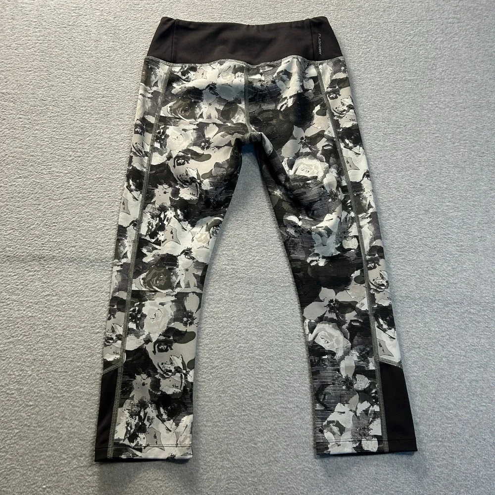 The North Face Crop Leggings Womens Small FlashDry Black Floral Print Athletic